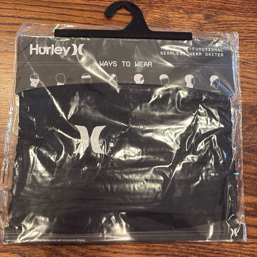 NEW Hurley Multipurpose Lightweight Neck Gaiter Face Mask Moisture Wicking Tech